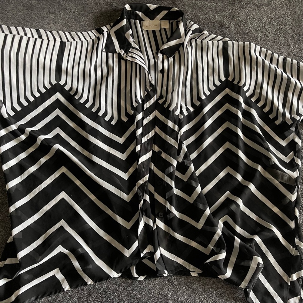 Light weight blouse, patterned